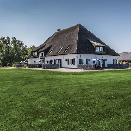Holiday home In On The Island Of Texel *